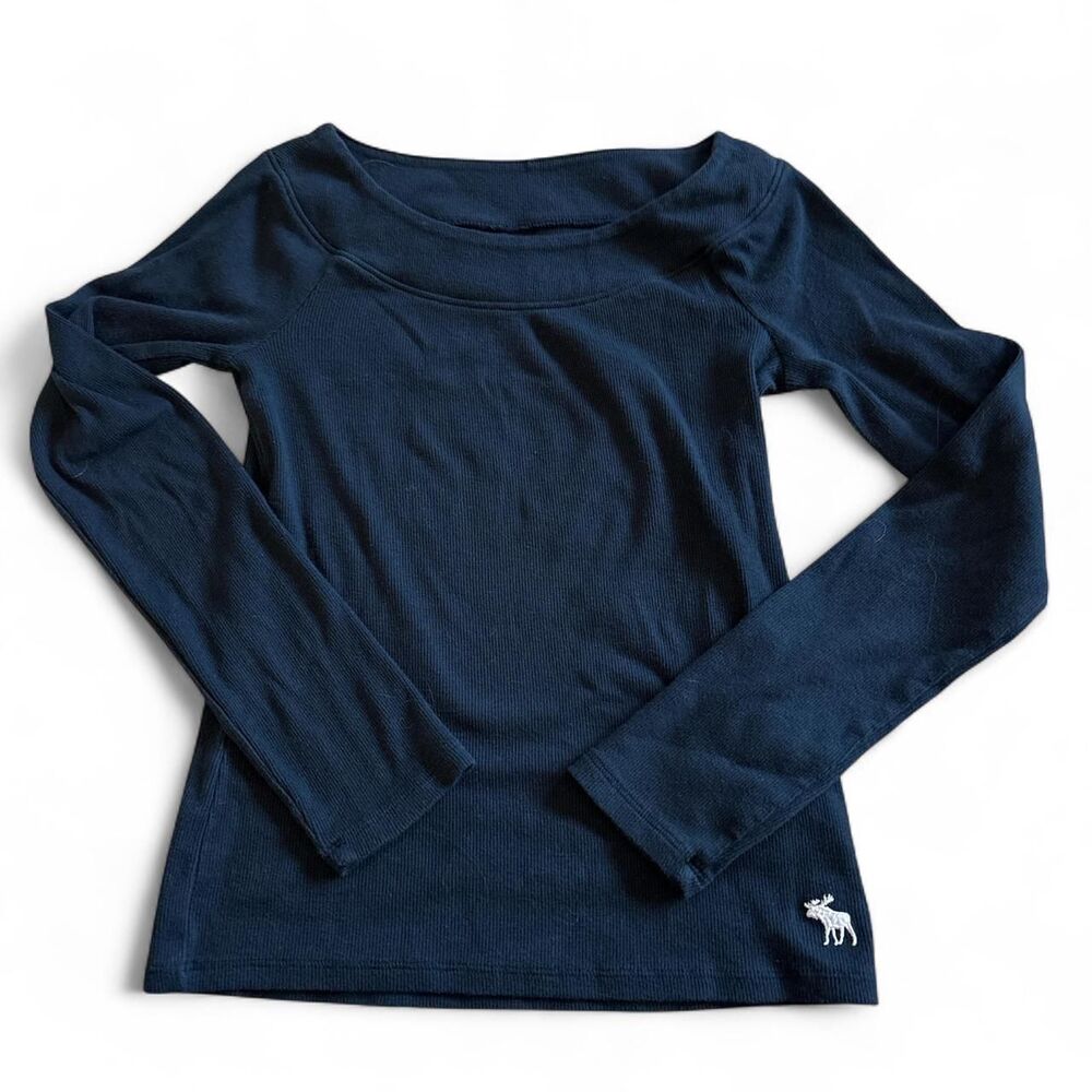 Abercrombie-fitch Women's Black and Navy Shirt